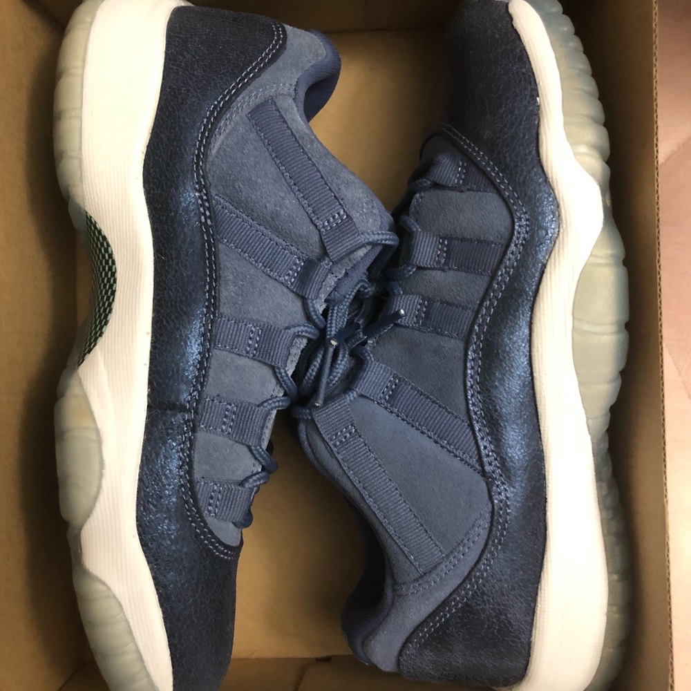 Air Jordan 11